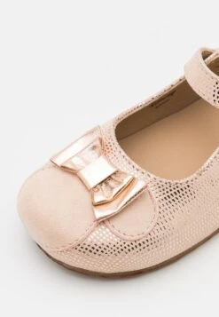 Friboo Disney Minnie Mouse - Bailarinas Con Hebilla - Rose Gold-Coloured 11 Friboo Disney Minnie Mouse - Bailarinas Con Hebilla - Rose Gold-Coloured -Moda Tienda 2d4b95a41ca3470797e2f81cdfd4a9ca