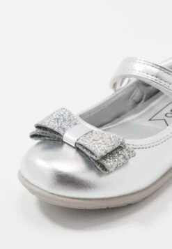 Friboo Bailarinas Con Hebilla - Silver -Moda Tienda 4f282dc525cc4d16b413625f427311a5